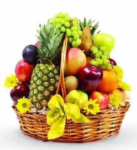 avasflowers-bon-appetit-fruit-basket_max-275x300